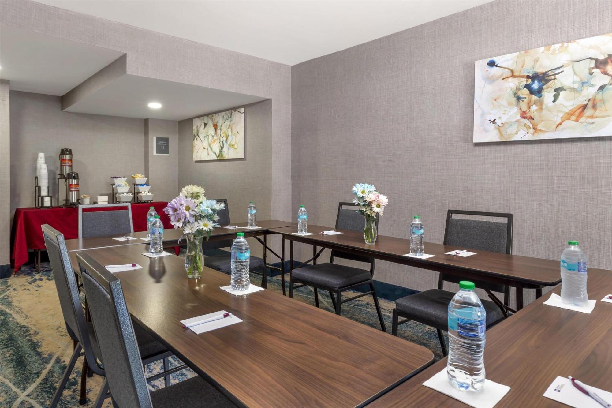 Best Western Plus Raleigh Crabtree Valley Hotel Extérieur photo