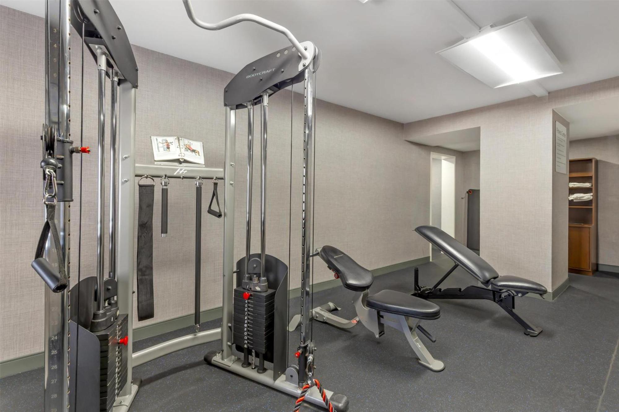 Best Western Plus Raleigh Crabtree Valley Hotel Extérieur photo