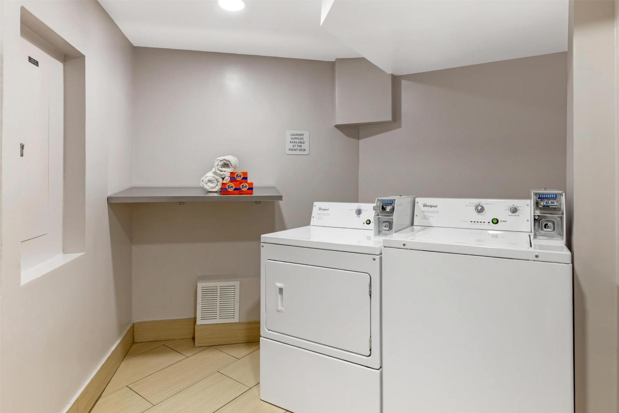 Best Western Plus Raleigh Crabtree Valley Hotel Extérieur photo