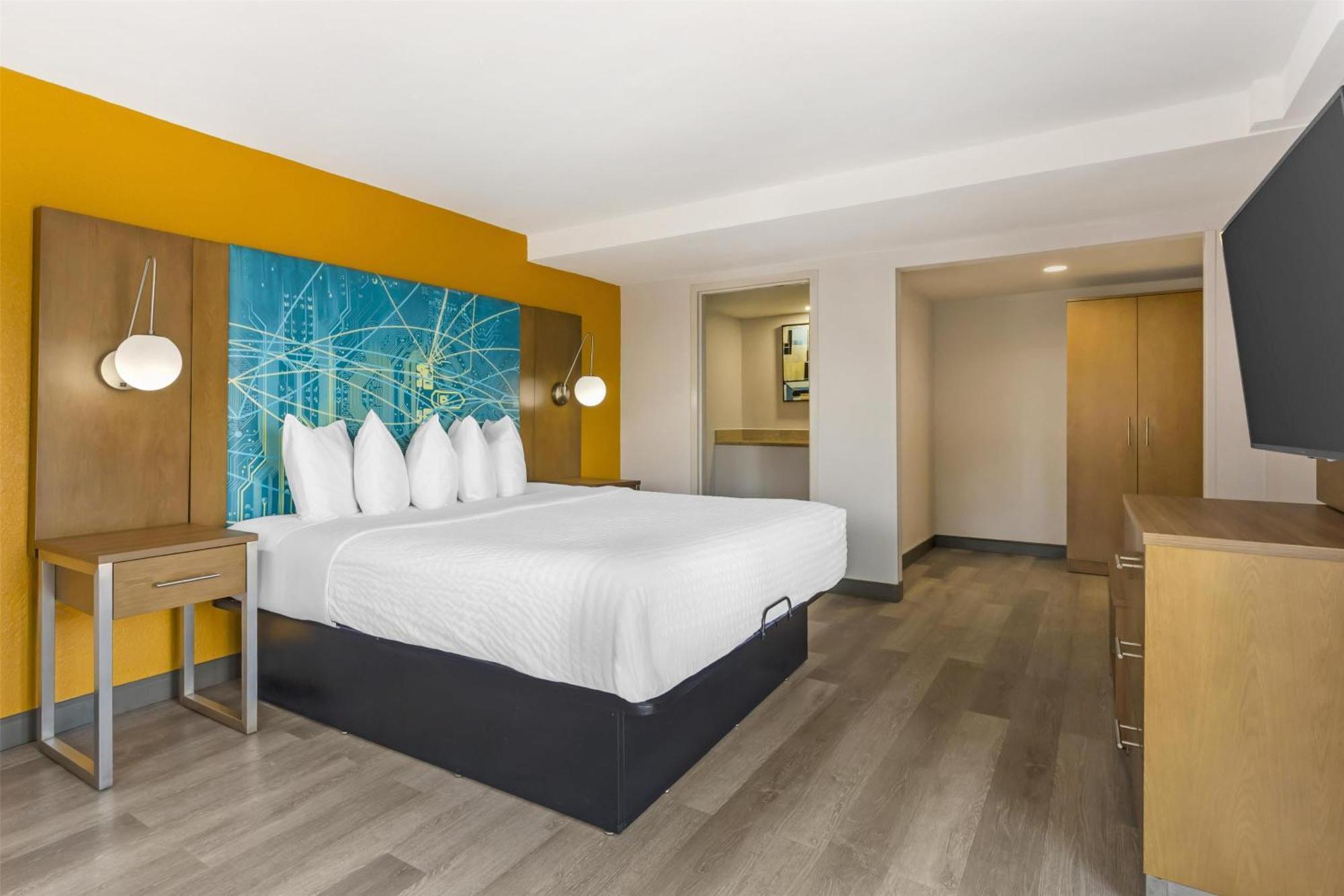 Best Western Plus Raleigh Crabtree Valley Hotel Extérieur photo