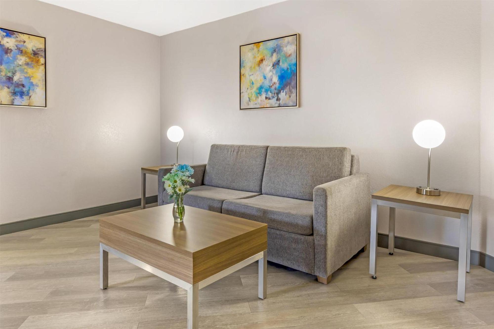 Best Western Plus Raleigh Crabtree Valley Hotel Extérieur photo